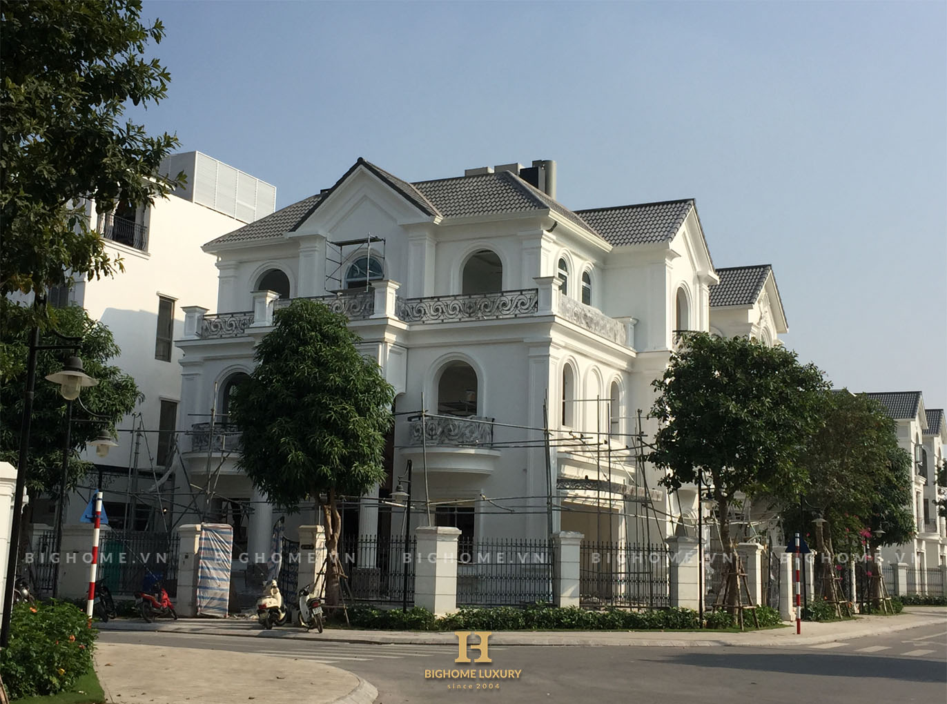 Thi công nội thất biệt thự chú Tuấn 1