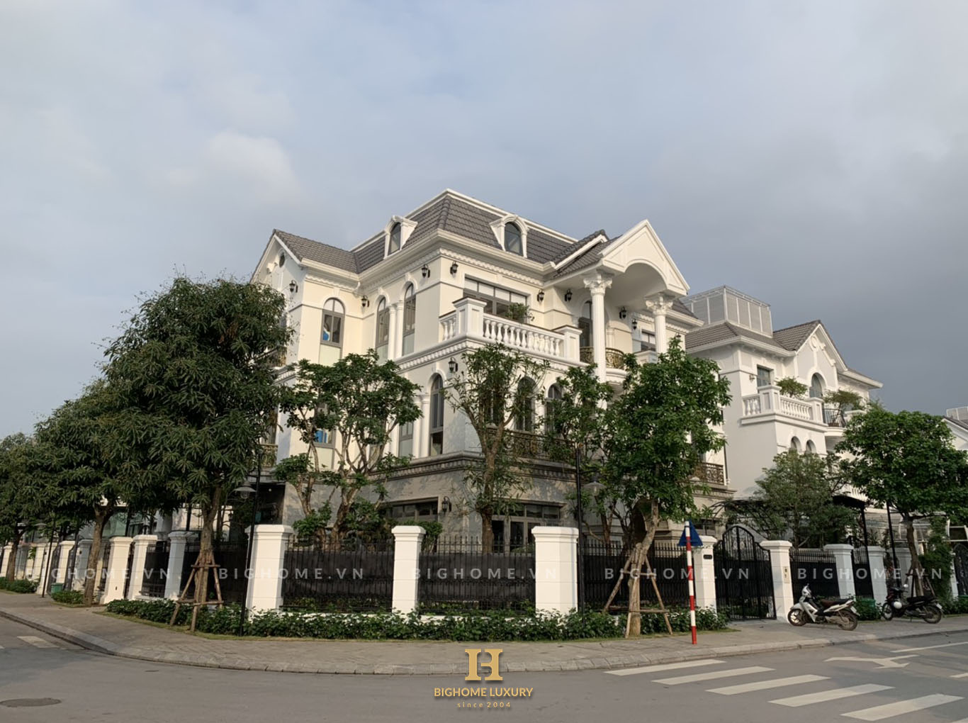 Thi công nội thất biệt thự chú Tuấn 4
